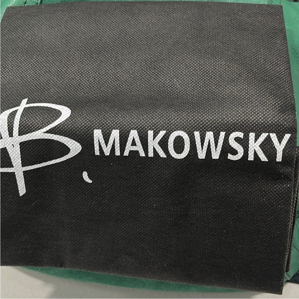 B. MAKOWSKY Giamma Emerald NWT
Leather and Suede Hobo Bag with dustbag - Picture 8 of 15